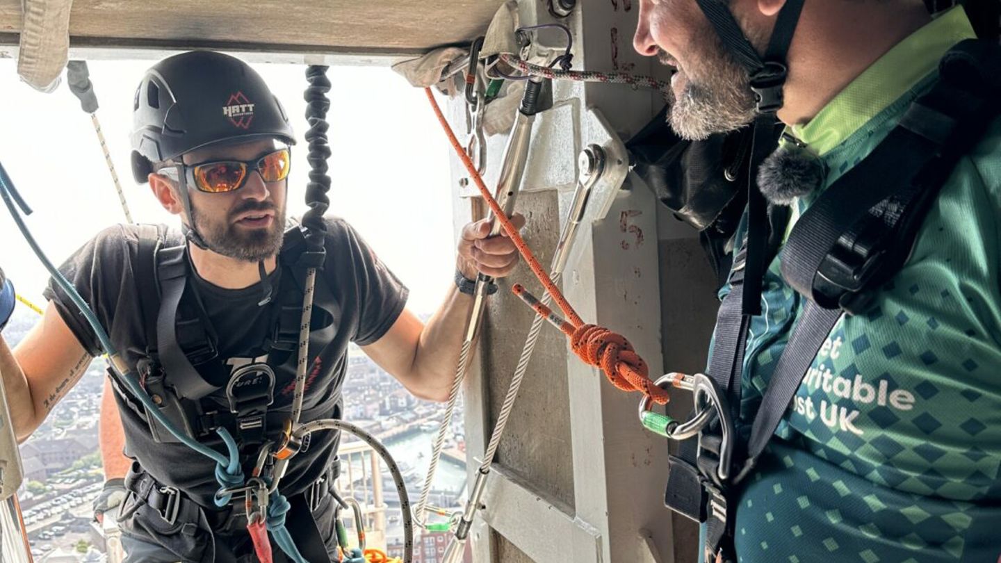 O2 Abseiling Abseiling Experience in Portsmouth | Spinnaker Tower